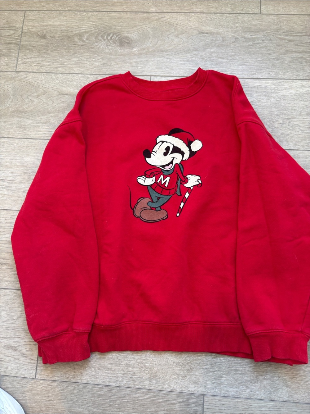 Disney Red Mickey Mouse Holiday Crewneck Sweatshirt - Men's (XL)